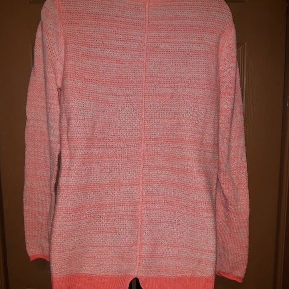 Gap women's sweater size medium 5/$25 - Picture 2 of 3